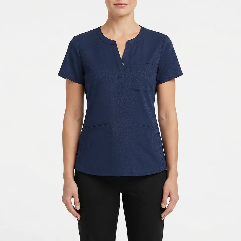 Talla XS Scrub mujer azul marino textura animal print elasticado antifluido $8000 1