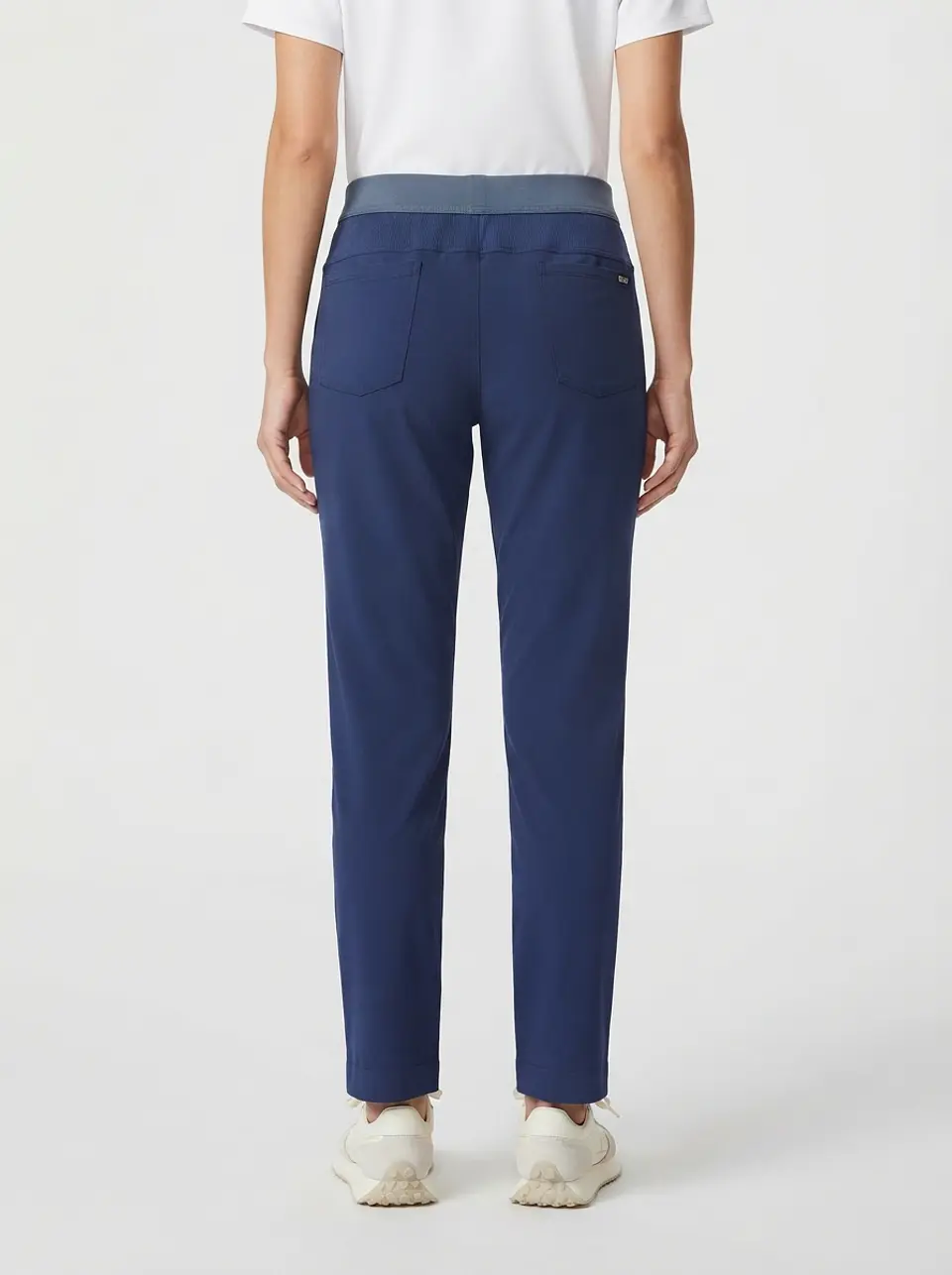 Talla M Pantalón azul marino elasticado $9000 2