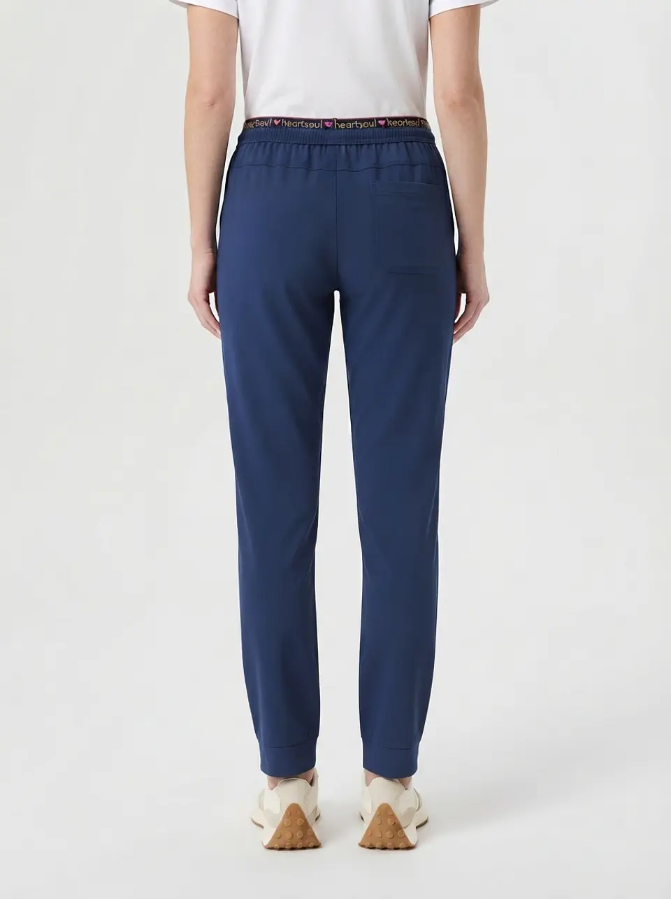 Talla M Pantalón azul marino HeartSoul $9000 2