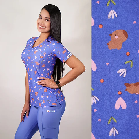 Scrub elasticado Ripholia estampado capibaras