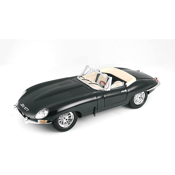 Jaguar E-Type Cabriolet 1