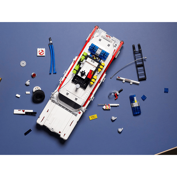 Ghostbusters ECTO-1 6