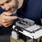 Land Rover Defender 6