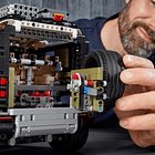 Land Rover Defender 7