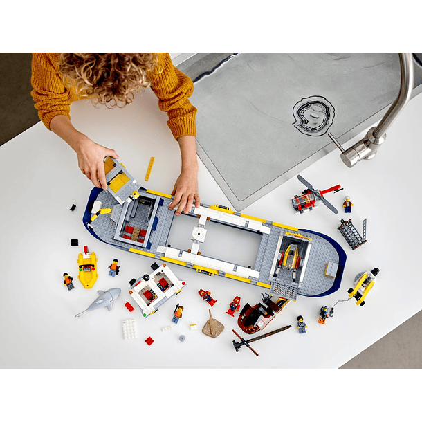 Barco de Exploração do Oceano 3