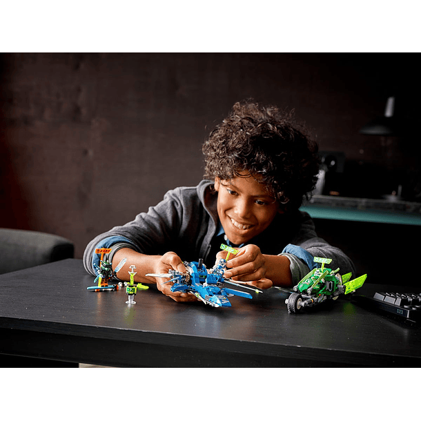 Os Veículos de Corrida do Jay e do Lloyd 3