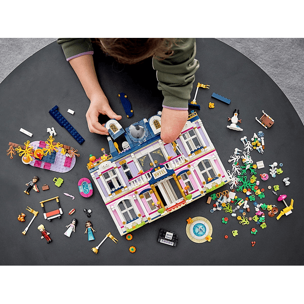 O Grande Hotel de Heartlake City 5