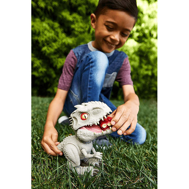 Bebé Indominus Rex 6