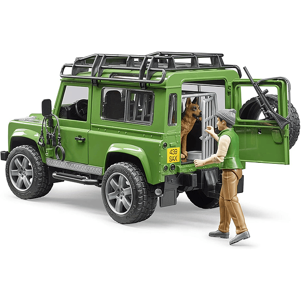 Land Rover Defender com Caçador e Cão 2
