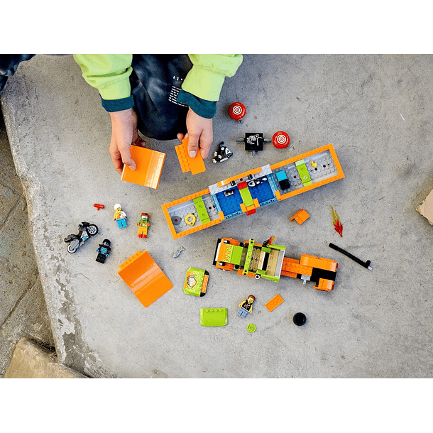 Espetáculo de Veículos de Acrobacias 3