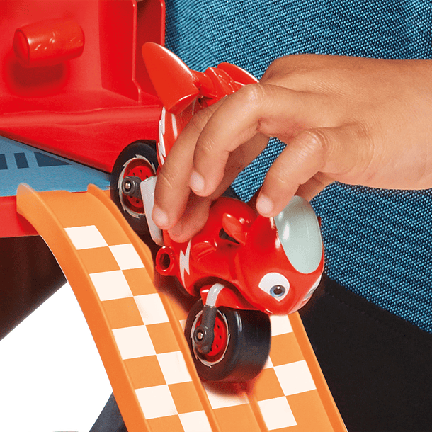 A Mansão de Ricky 3