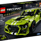 Ford Mustang Shelby GT500 1