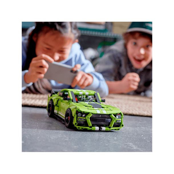 Ford Mustang Shelby GT500 5