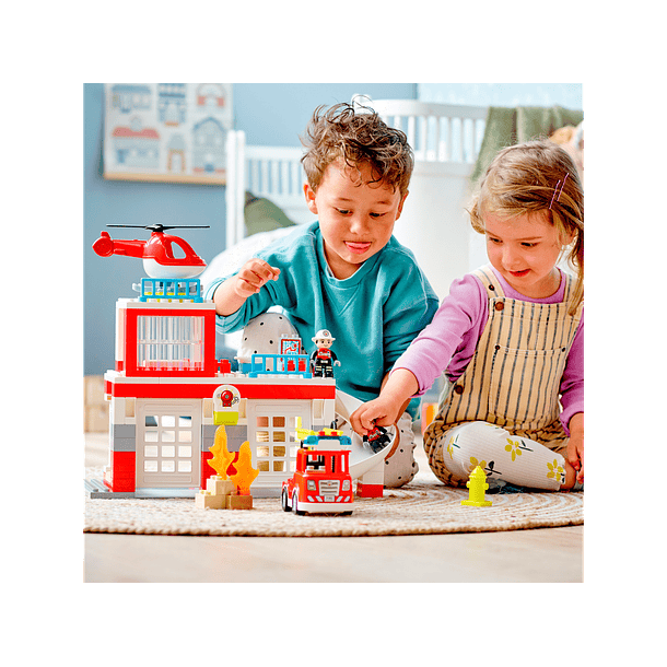 Quartel dos Bombeiros e Helicóptero 4