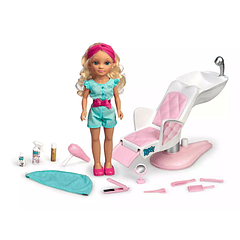 Nancy, Um Dia no Cabeleireiro