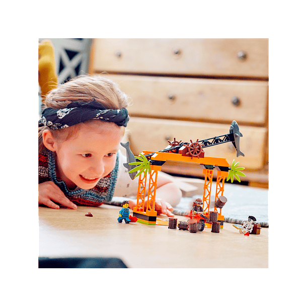 O Desafio Acrobático do Ataque do Tubarão 5