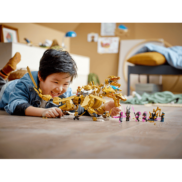 O Ultra-Dragão Dourado do Lloyd 3