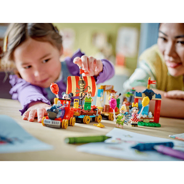 Comboio de Celebração da Disney 6