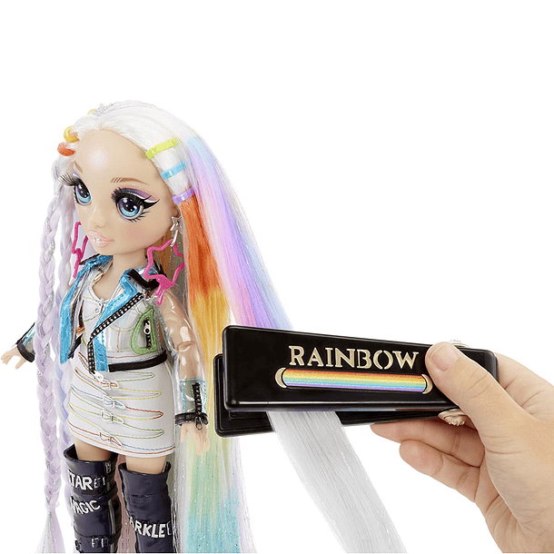 Rainbow High Hair Studio - Amaya Raine 4