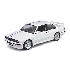 Bburago 1:24 - 1988 BMW 3 Series M3 Branco