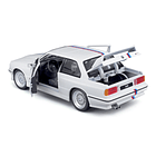 Bburago 1:24 - 1988 BMW 3 Series M3 Branco 2