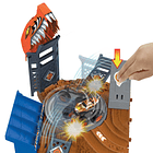 Hot Wheels Monster Trucks - Tiger Shark Desafio Giratório 4
