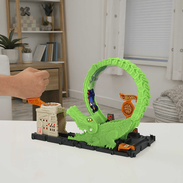 Hot Wheels City - Looping de Ataque do Crocodilo 4