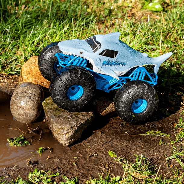 Monster Jam - Megalodon Storm Todo Terreno RC 11