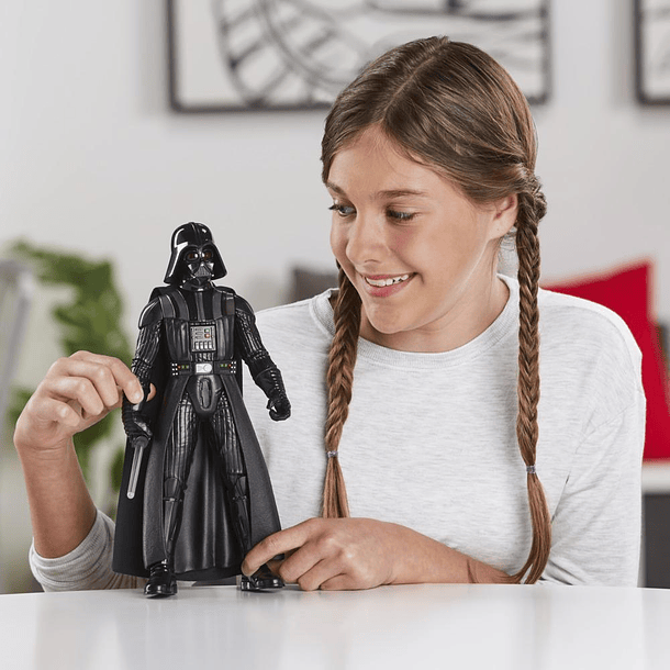 Figura Electrónica Interativa - Darth Vader 3