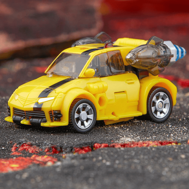 Transformers Legacy United - Bumblebee 5