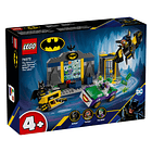 A Batcaverna com Batman, Batgirl e The Joker 1