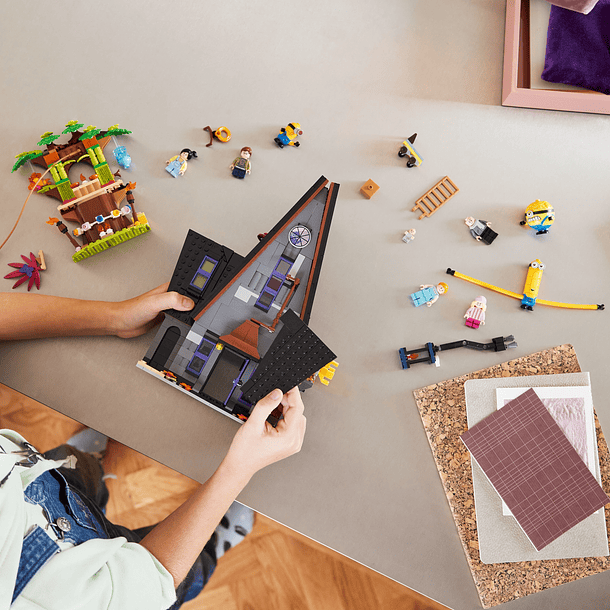 Mansão de Família do Gru e Minions 8