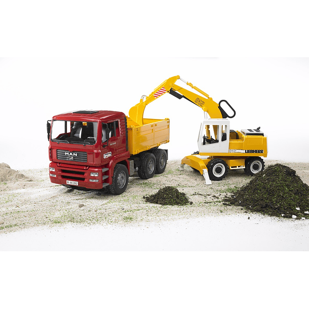 Camião de Carga MAN TGA com Escavadora Liebherr 3