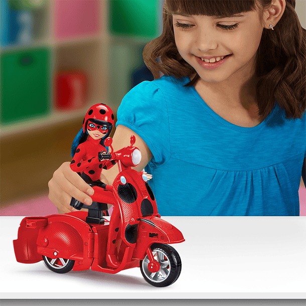 Ladybug Scooter Switch ‘N Go com Boneca 8