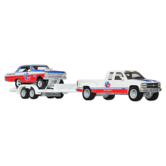 Hot Wheels Team Transport - '63 Chevy Nova & '88 Chevy Silverado 3500