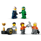 Camião de F1 com Carros de F1 RB20 e AMR24 4