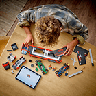 Camião de F1 com Carros de F1 RB20 e AMR24 7