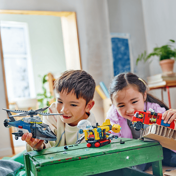 Combinação de Helicóptero, Camião dos Bombeiros e Submarino 9