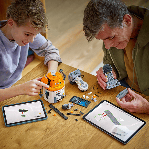 Droid Astromech Chopper (C1-10P) 12