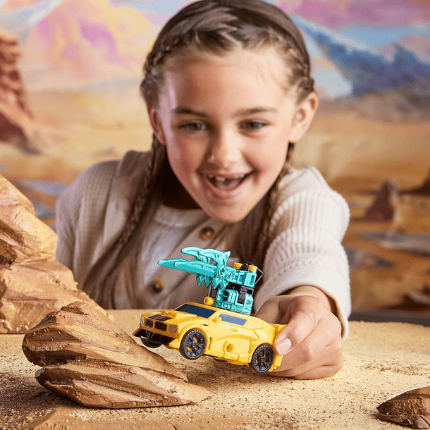 Transformers CyberWorld - Armored Cyber Changers Bumblebee 5