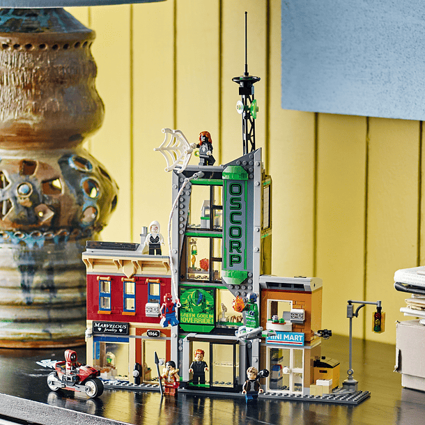 Spider-Man contra Oscorp 6