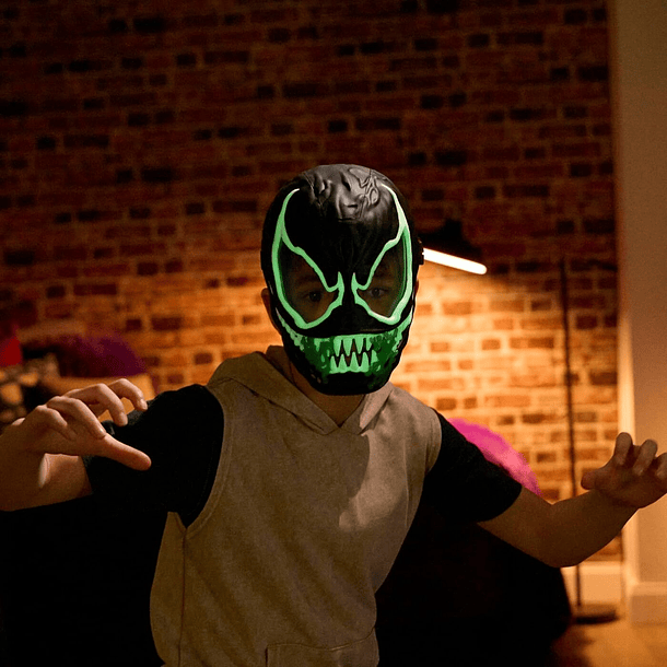Venomversus - Máscara Fluorescente Venom 6
