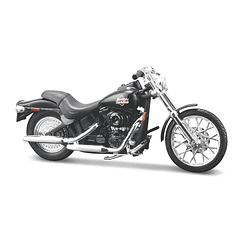 Maisto 1:18 - Harley Davidson 2002 FXSTB Night Train