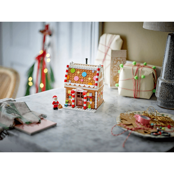 Casa de Gengibre Festiva 7