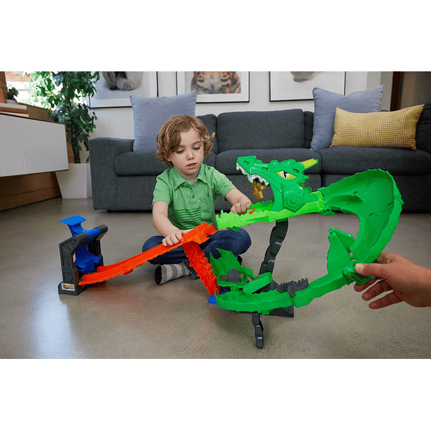 Hot Wheels Monster Trucks - Dragon Demolition 6