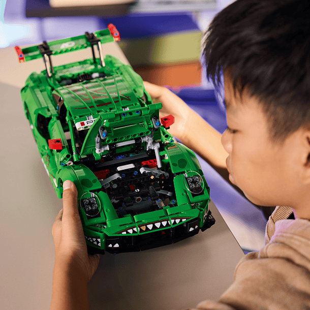 Carro Porsche 911 GT3 R REXY AO Racing 9