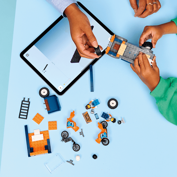 Camião de Transporte de Motas 9