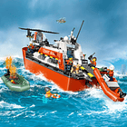 Barco e Helicóptero de Resgate da Guarda Costeira 9