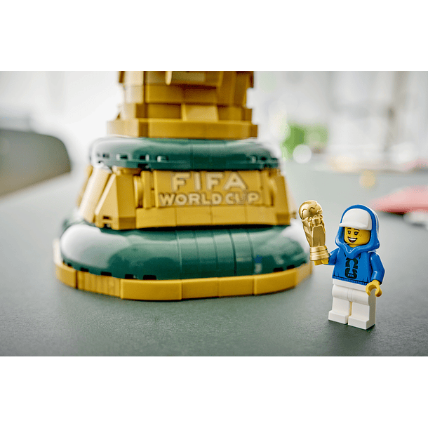 Troféu Oficial do Campeonato do Mundo da FIFA 9