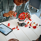 Capacete Scuderia Ferrari HP de Charles Leclerc 8
